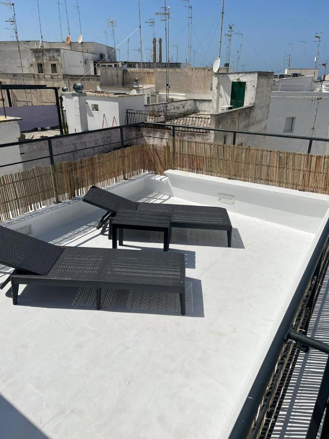 莫诺波利Nial House公寓 外观 照片
